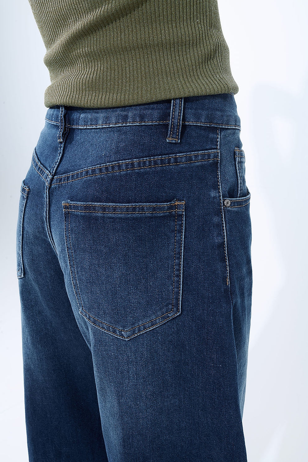 Denim Stretch Barrel Leg Jeans